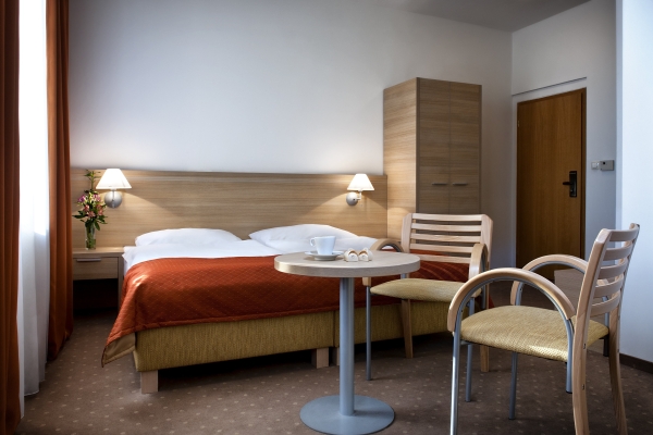 Hotel Tatra (Bratislava)